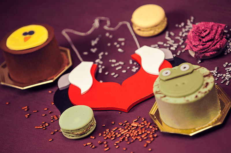 First giveaway on teresamisu: retro red necklace