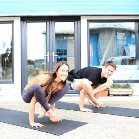 660956 776a3a502adb43f8acd6b8c577e991afmv21